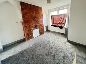 Lounge- click for photo gallery